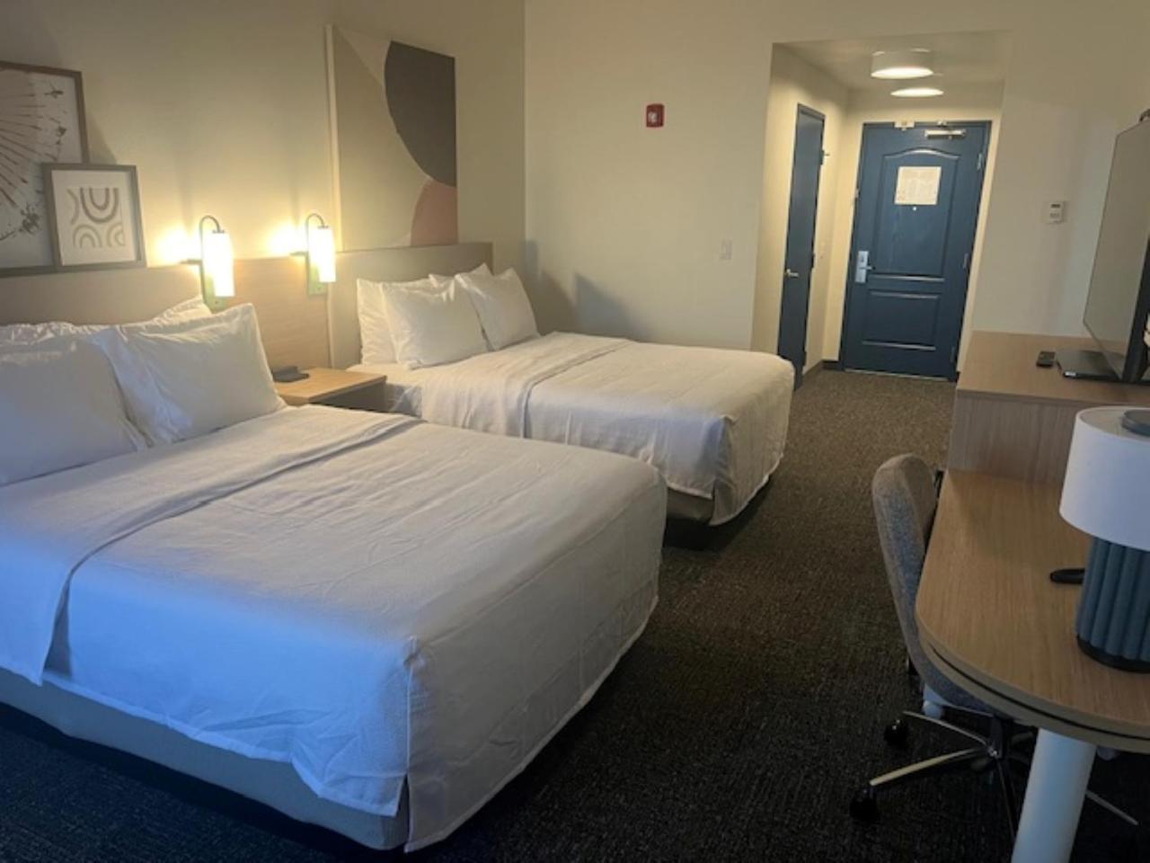 Hotel Spark By Hilton Phoenix East 3*