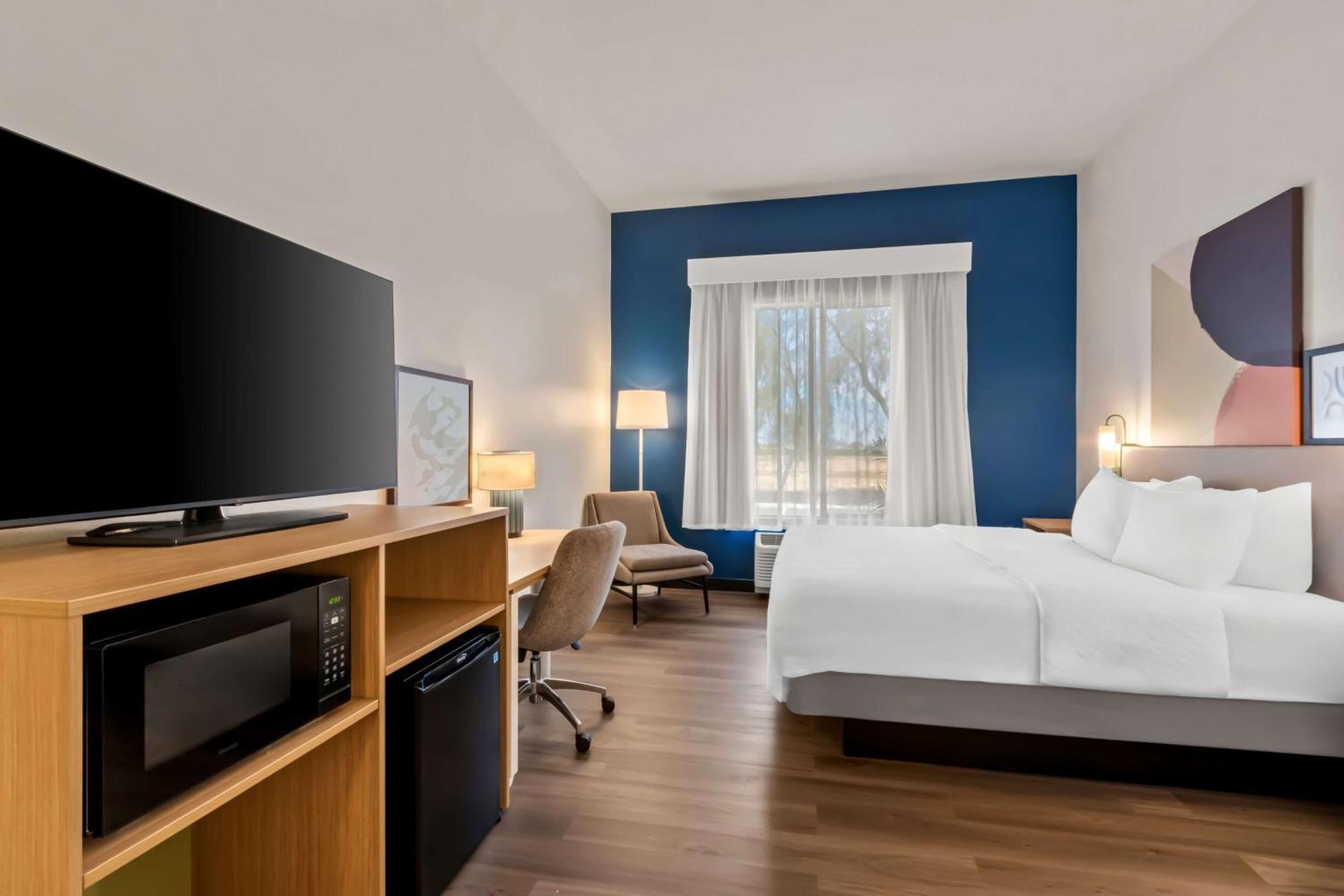 Spark By Hilton Phoenix East Hotel Mesa酒店