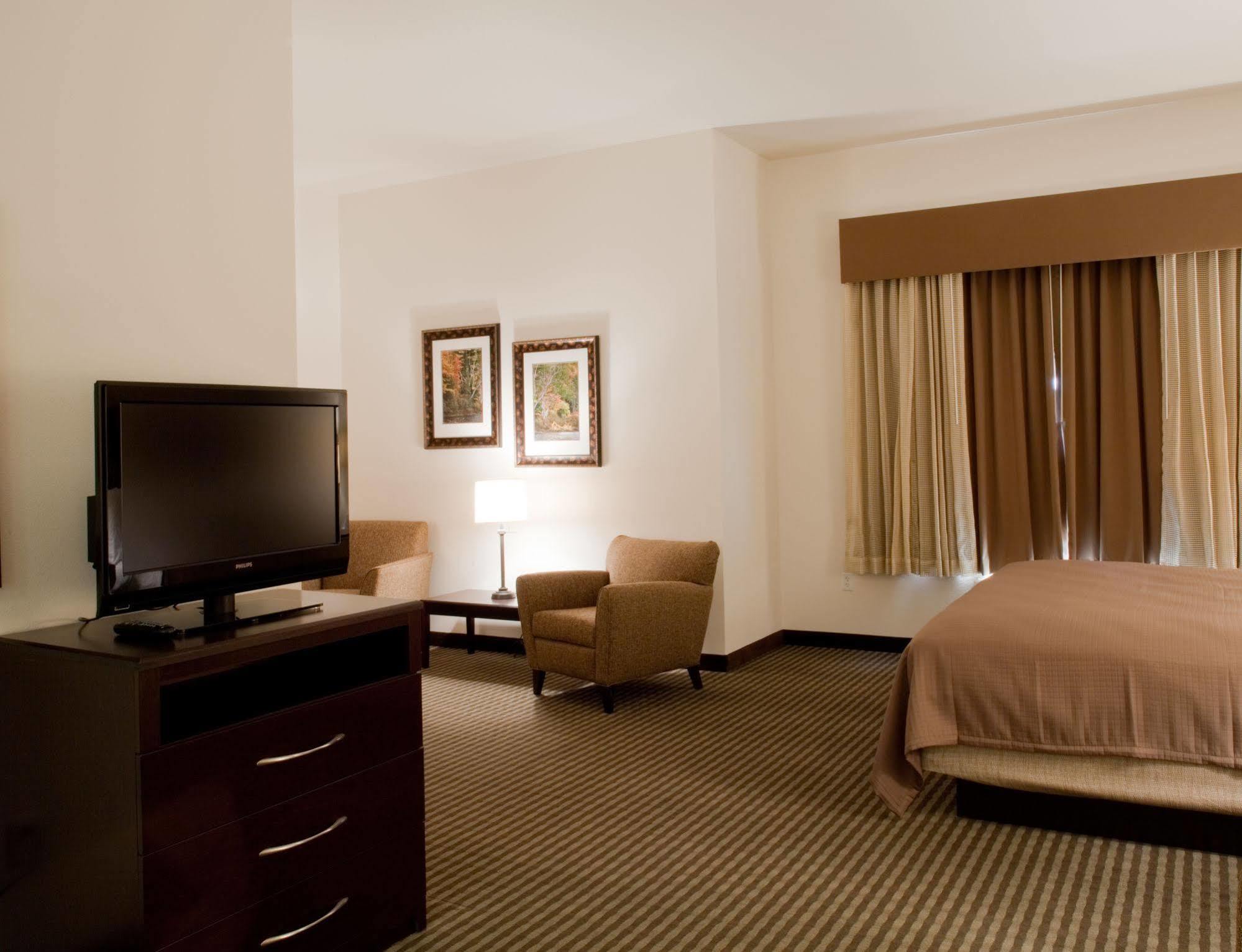 Spark By Hilton Phoenix East